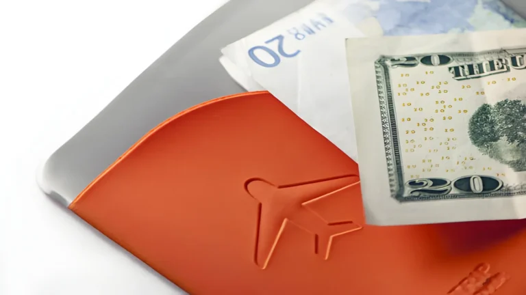 How to Avoid Hidden Airline Fees